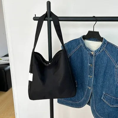 Sac à main carré porté épaule en Oxford – image 2
