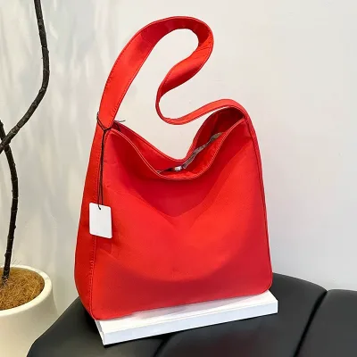 Sac à main carré porté épaule en Oxford – image 3