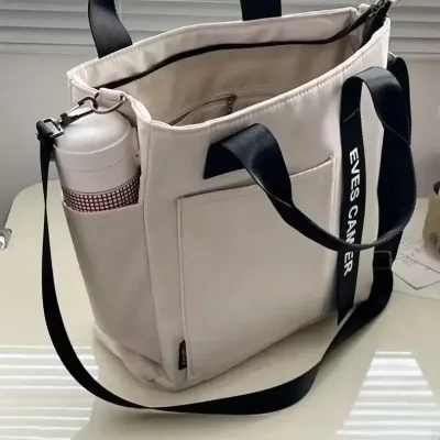 Sac fourre-tout en nylon à bandoulière – image 2